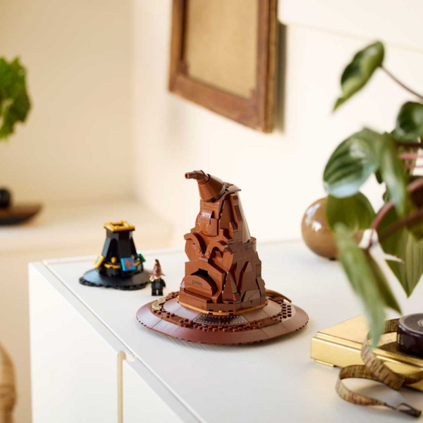 Конструктор 34000 Говорящая распределяющая шляпа Гарри Поттер 