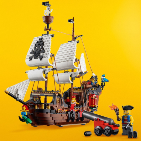Конструктор Lego 31109 Creator Пиратский корабль