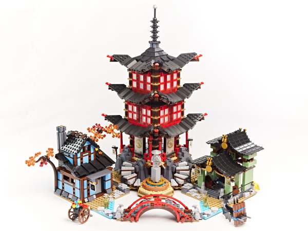 Конструктор Lion King 180088 Храм Аэроджитцу — Храм Воздуха