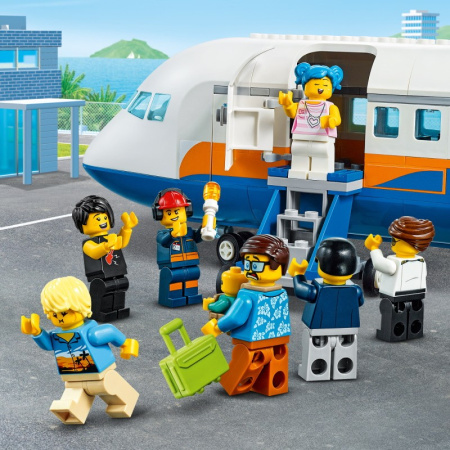 Конструктор Lego 60262 Пассажирский самолет